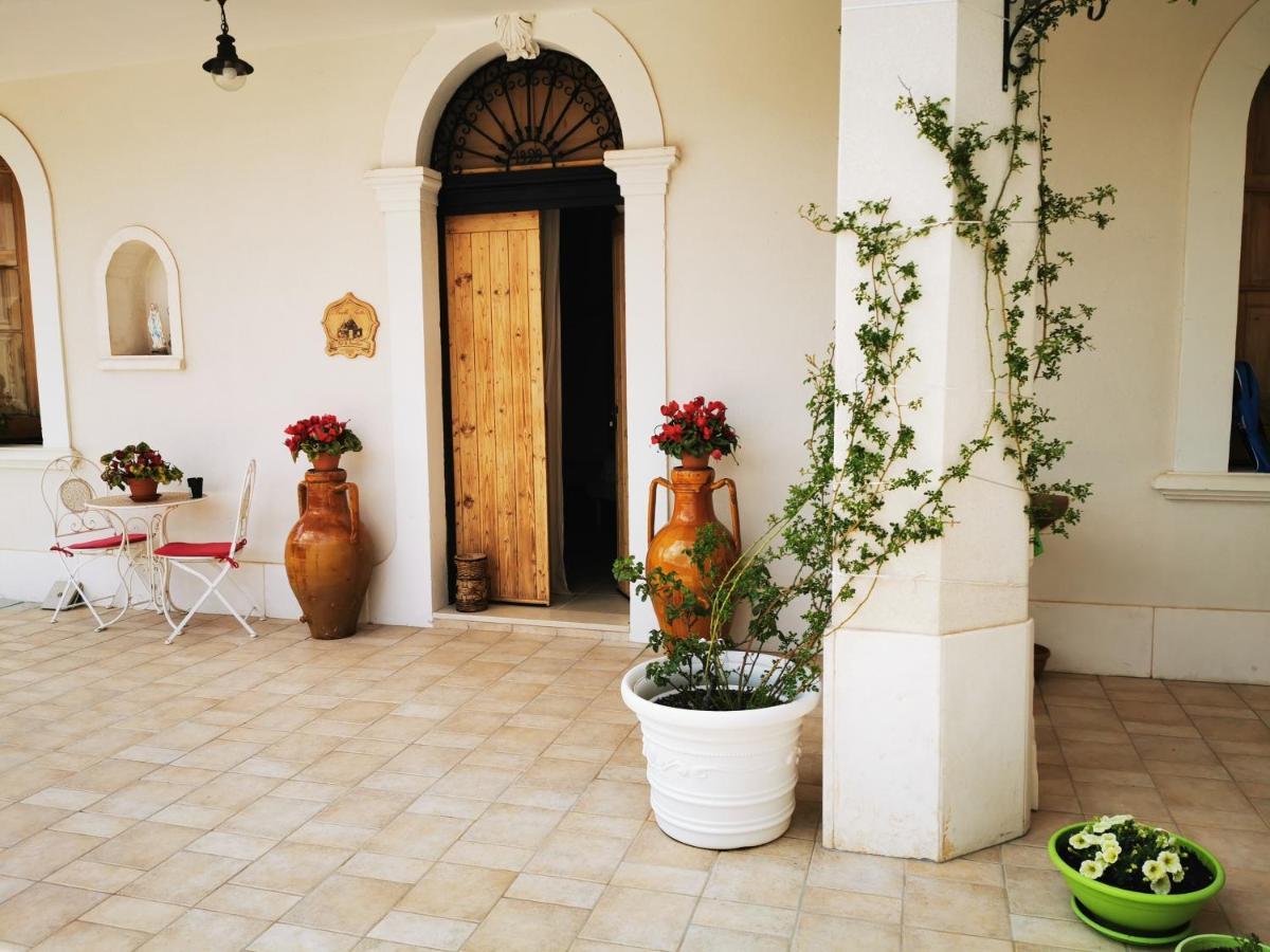 Trullo Suite Cisternino Exterior photo